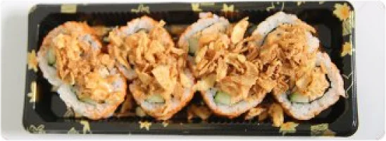 Japanse omlet, komkommer, avocado en gebakken ui