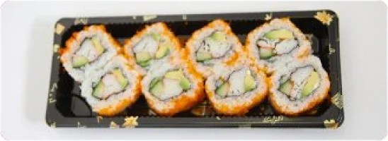 Krabstik, avocado, komkommer, mayonaise, massago en sesam